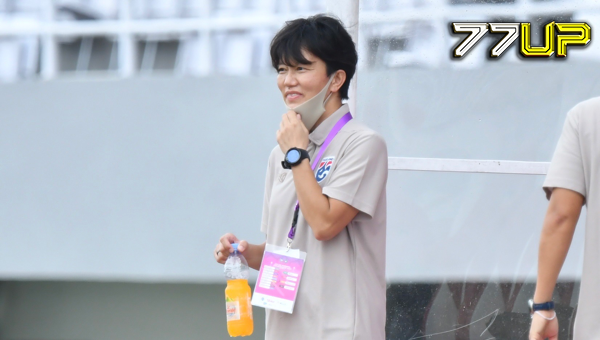 มิโยะชี้สาวยู18